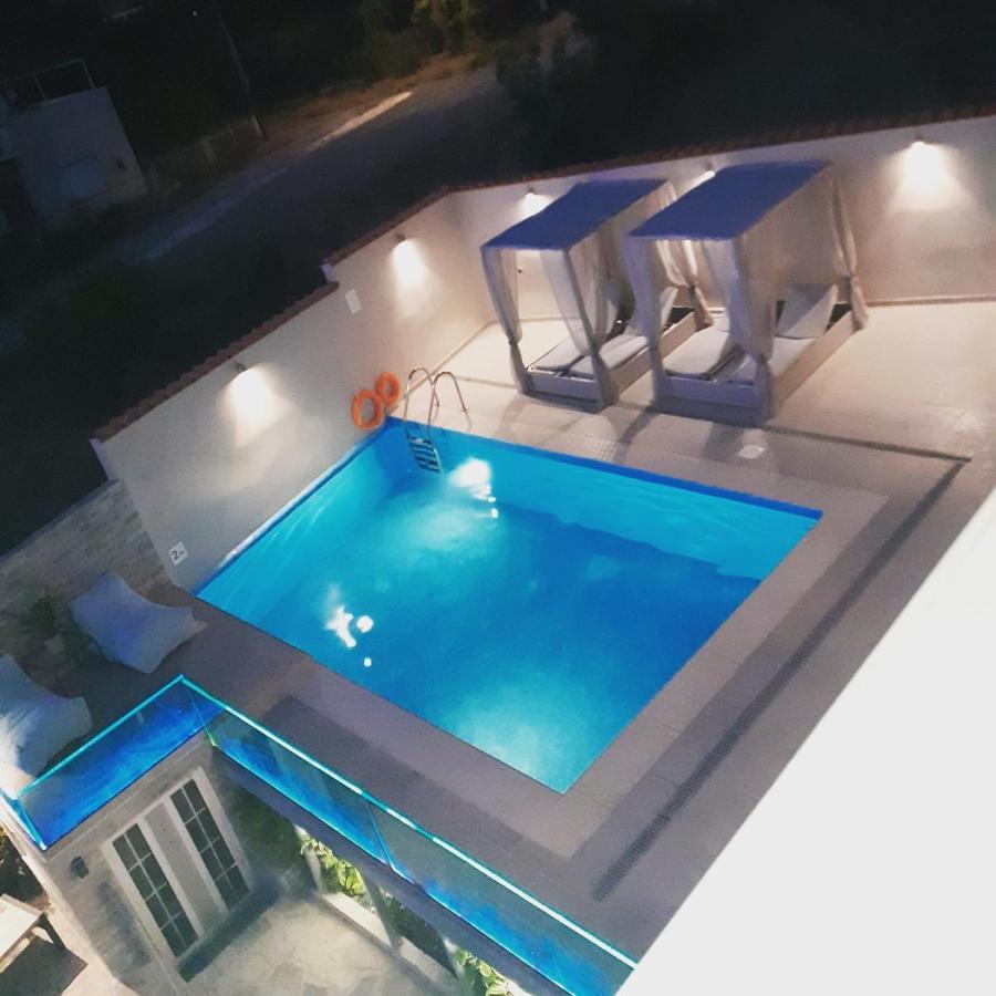 קלמאטה Panorama Pool Resort מראה חיצוני תמונה